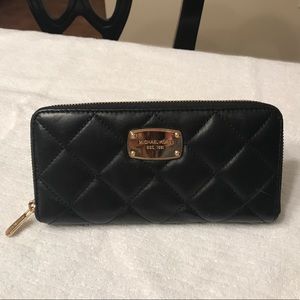 MICHAEL by Michael Kors Quilted Hamilton Wallet